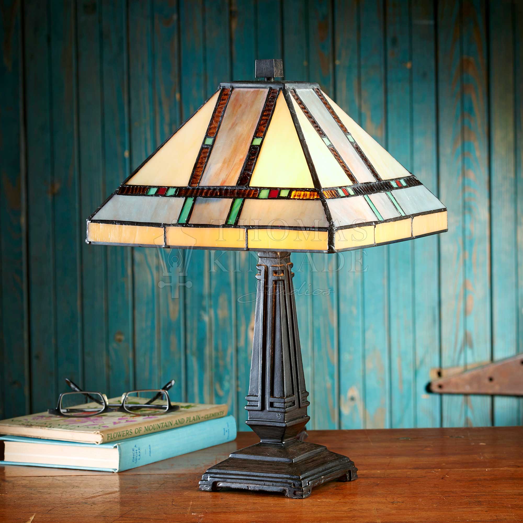 Thomas kinkade hot sale tiffany table lamps